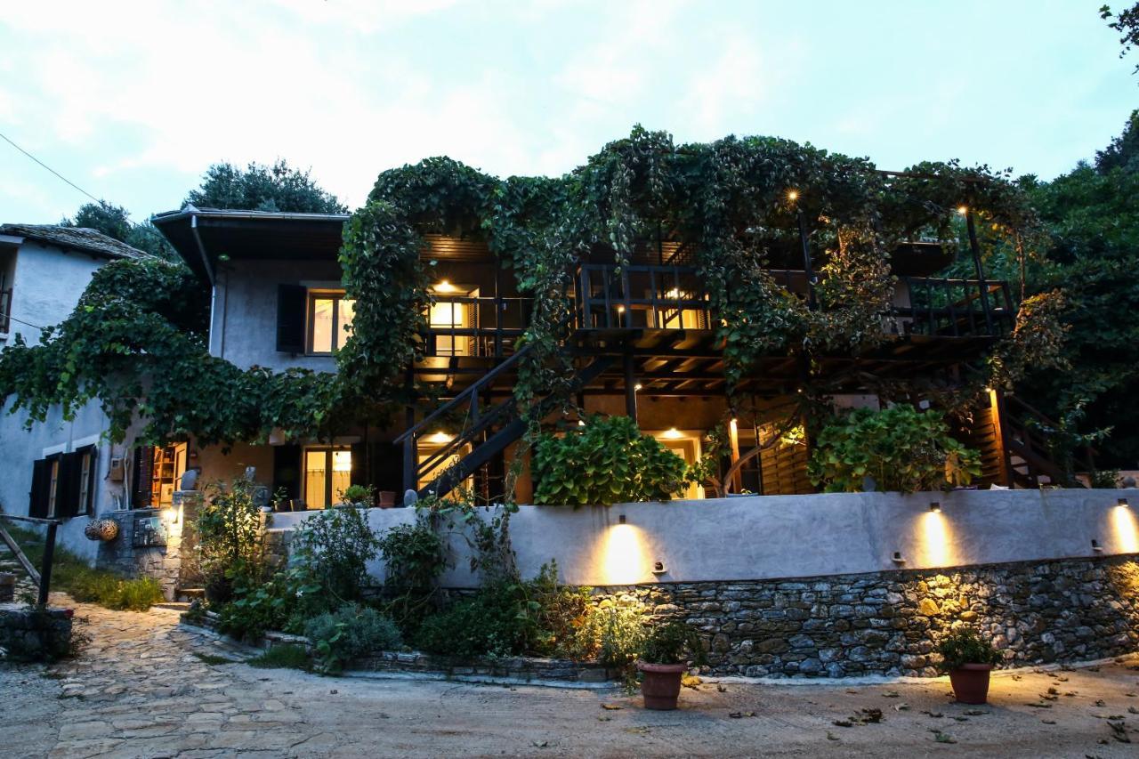 Ghermaniko Guesthouse Дамухари Экстерьер фото